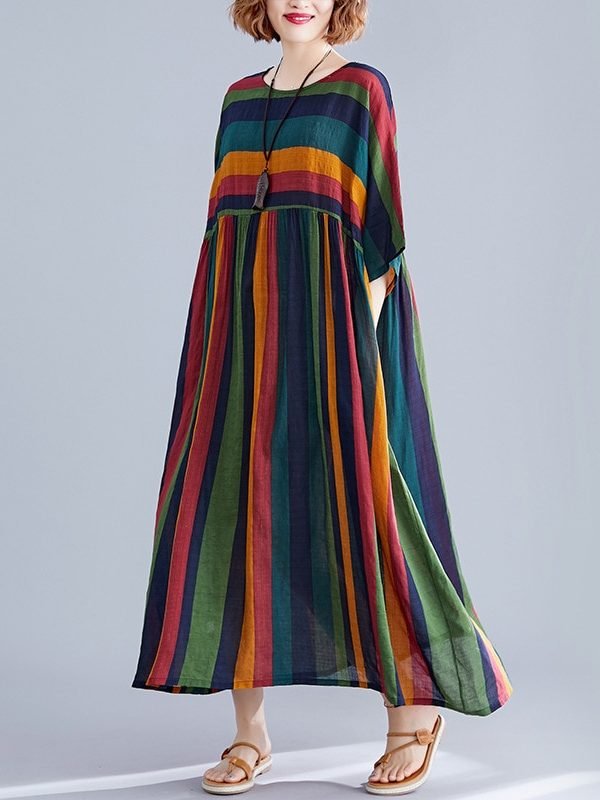 Сукня в кольорову смужку