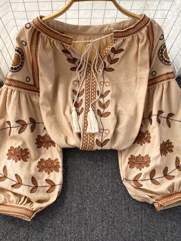 Блузка з вишивкою в етнічному стилі – 3 кольори