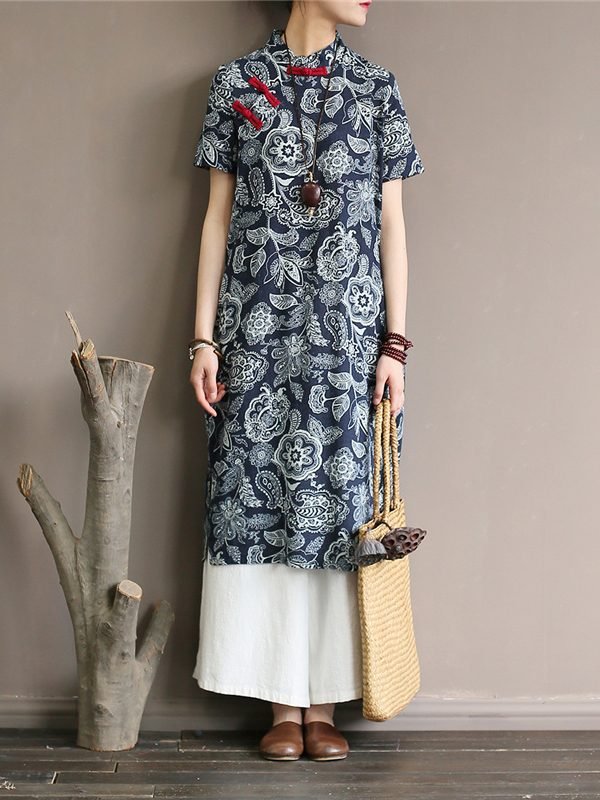 Платье в азиатском стиле со стоячим воротником